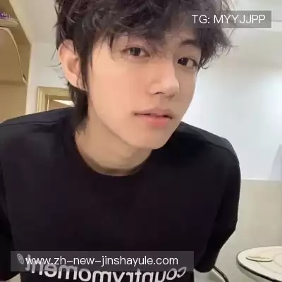 薄发华